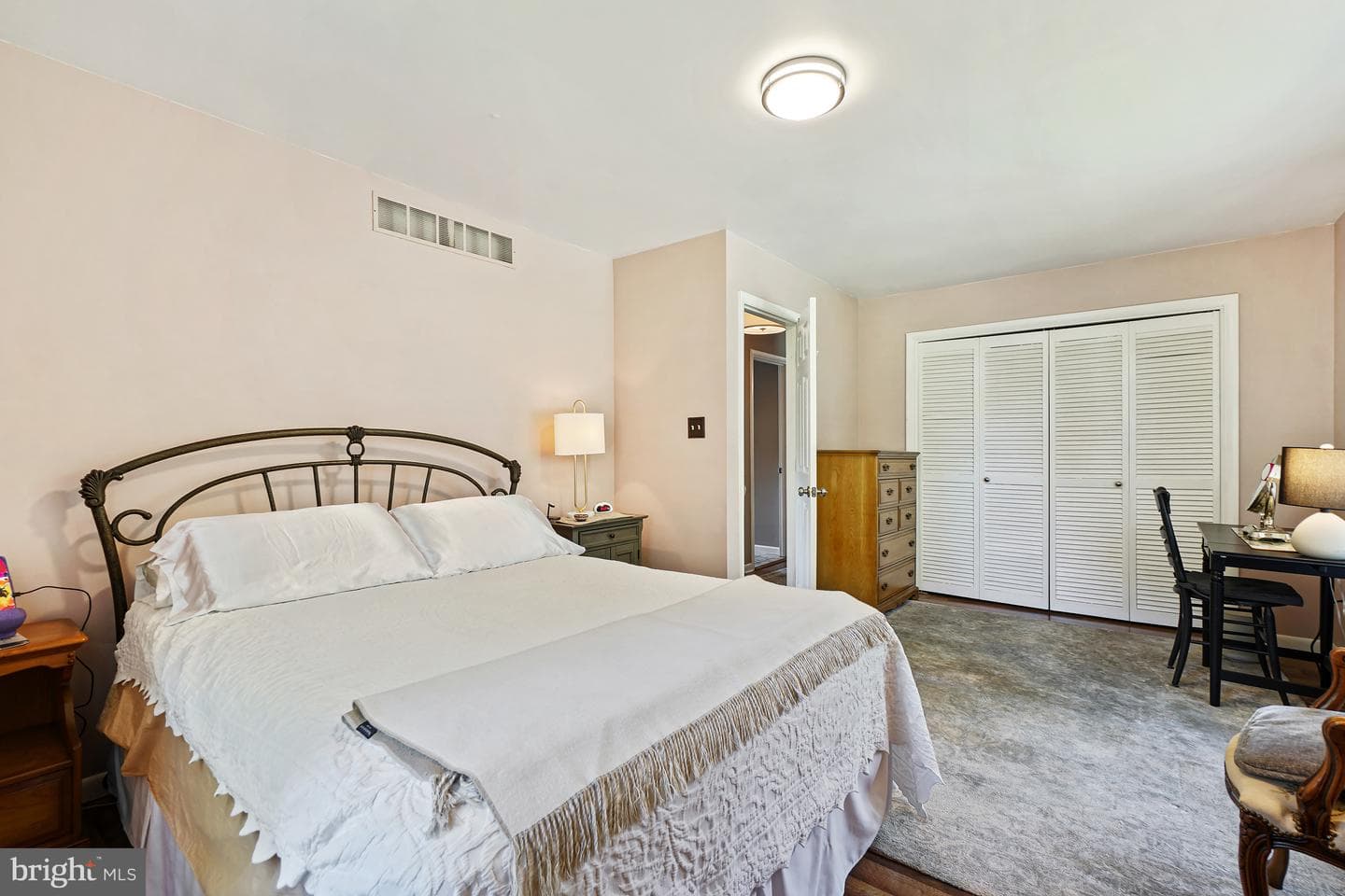 1721 Willis photo 19