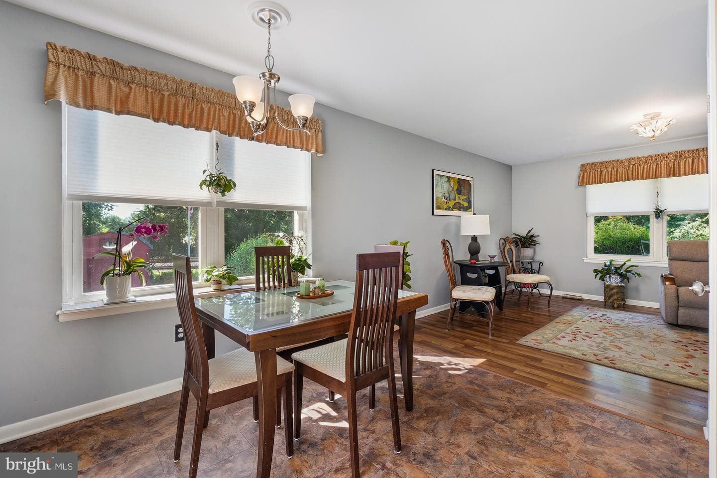 1721 Willis photo 7