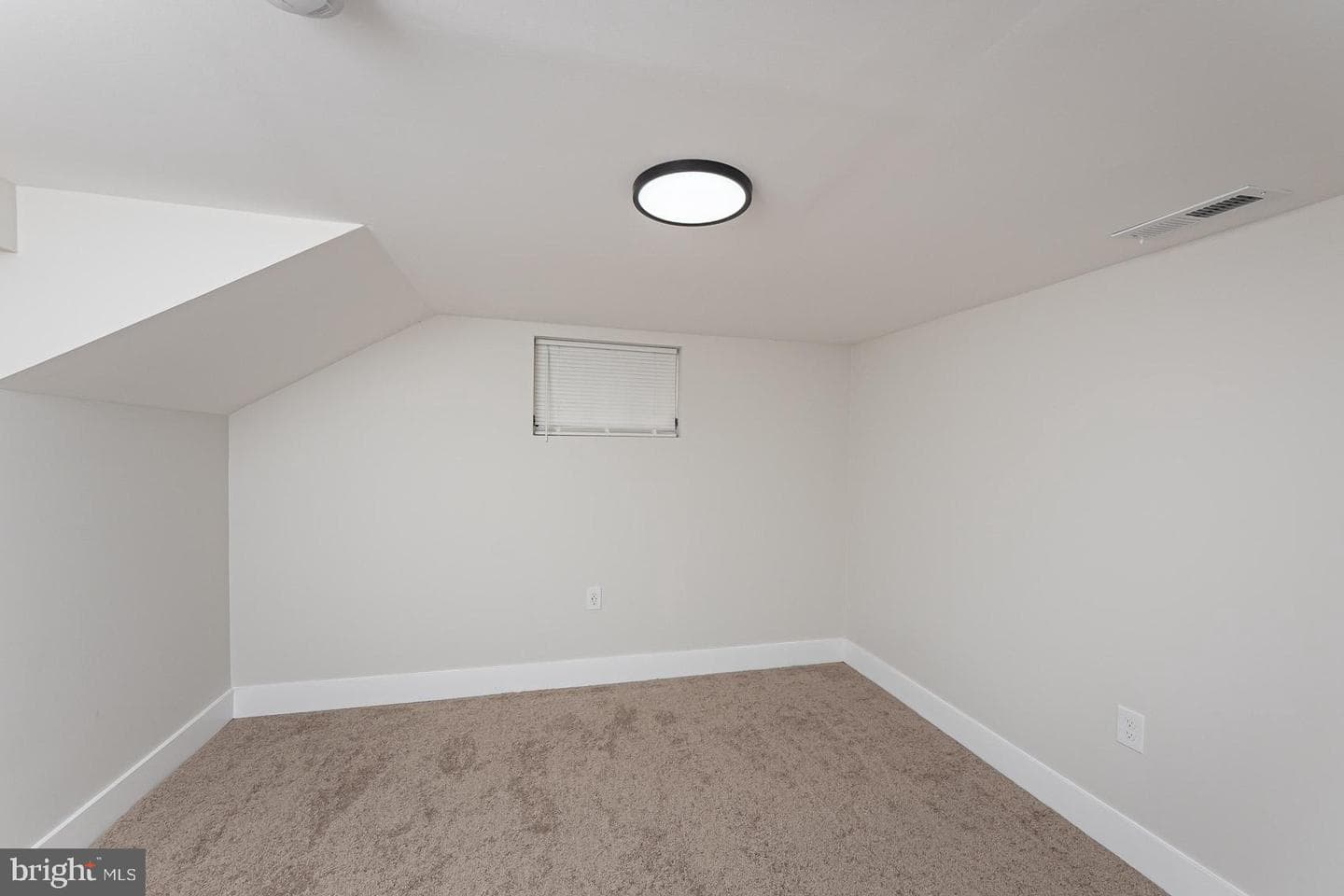 4134 Slater Avenue photo 36
