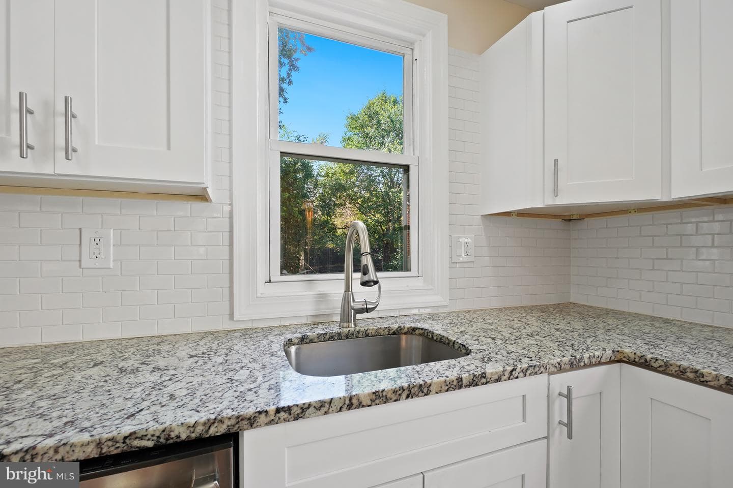 2909 Louisiana Avenue photo 13