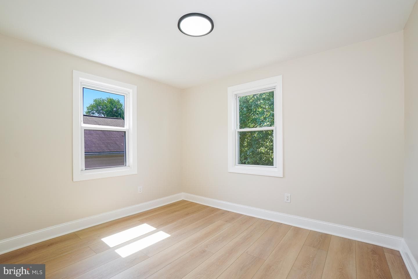 2909 Louisiana Avenue photo 15