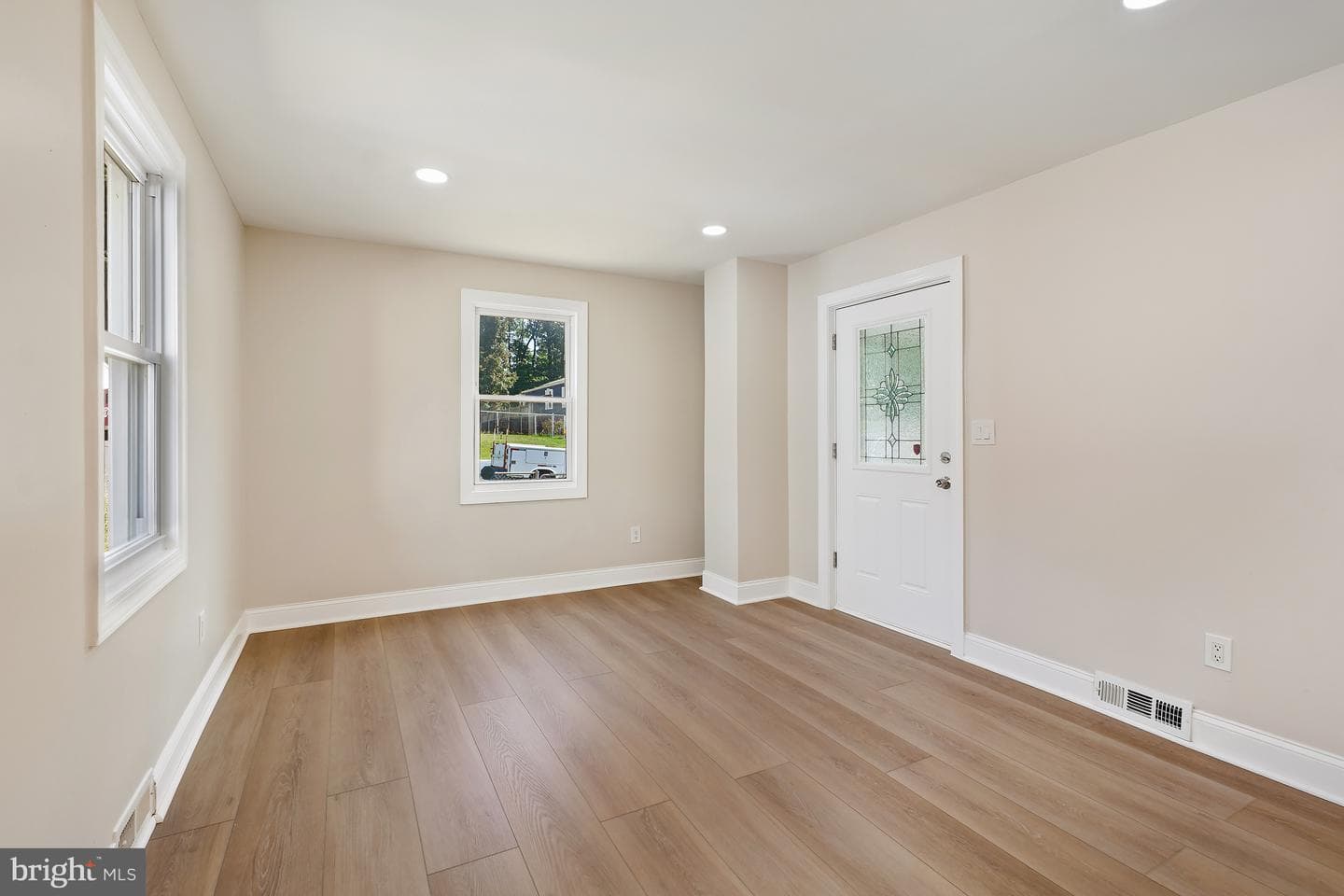 2909 Louisiana Avenue photo 6