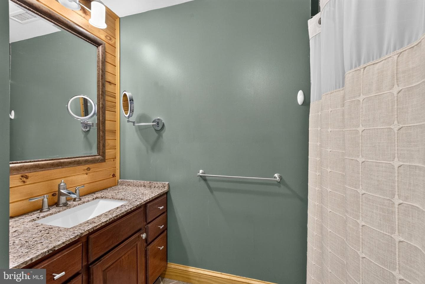 2858 Lodge Farm Road photo 18