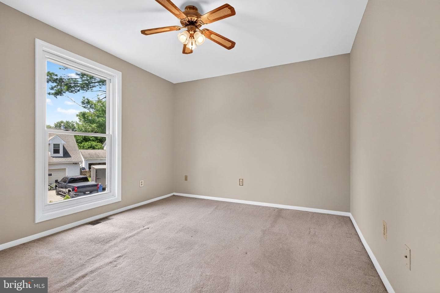 2858 Lodge Farm Road photo 36