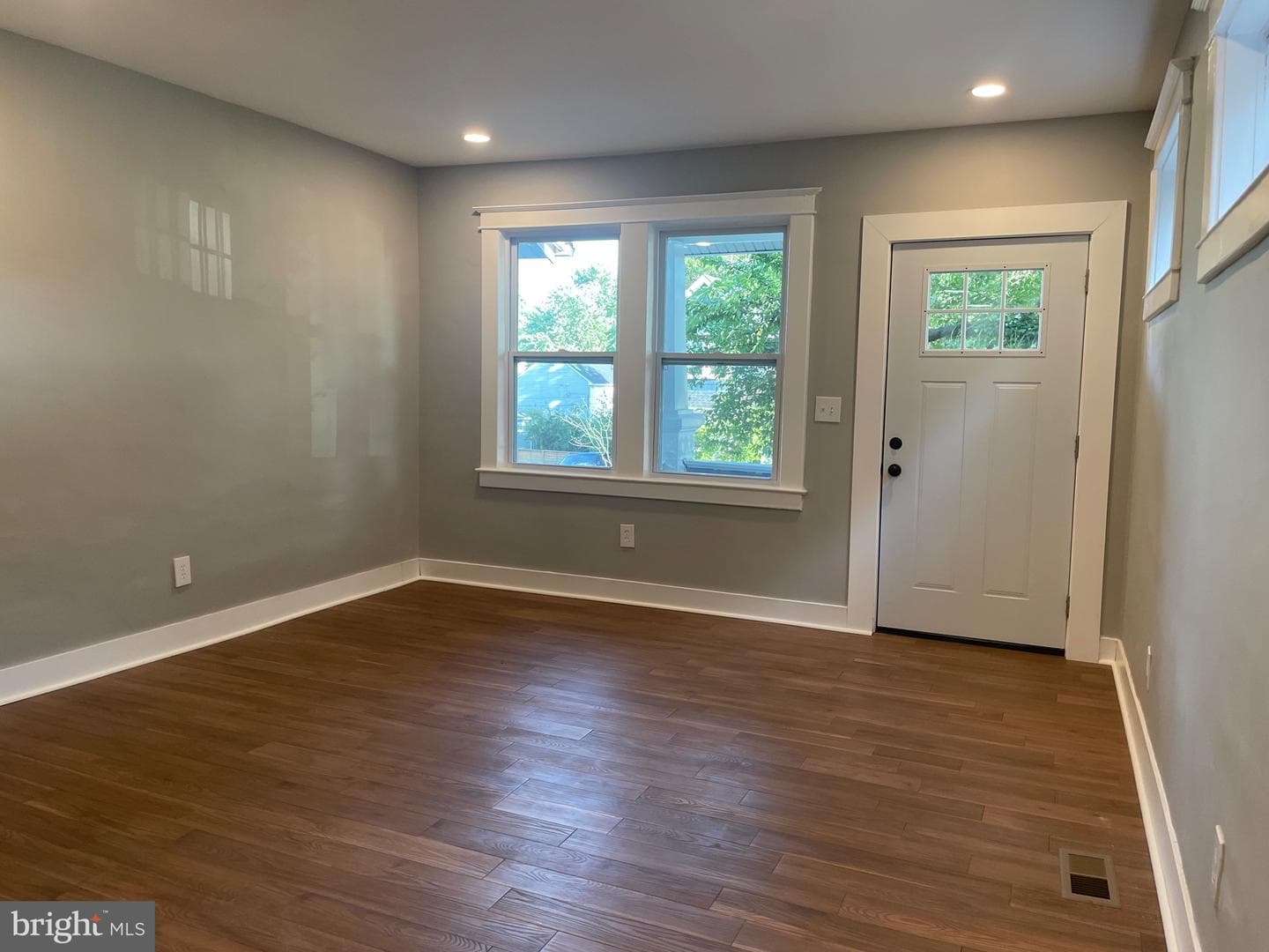 416 Walcott Road photo 12