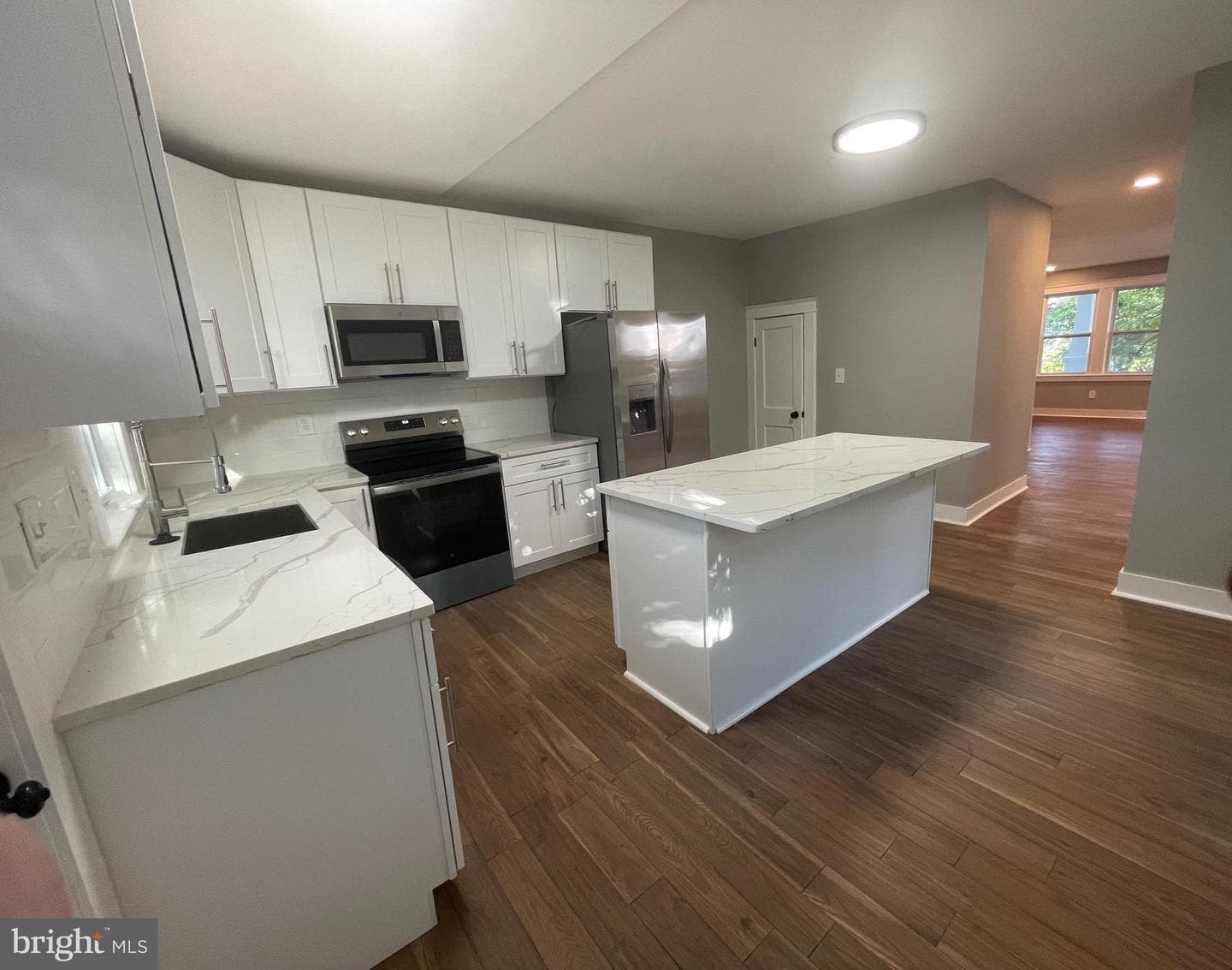 416 Walcott Road photo 5