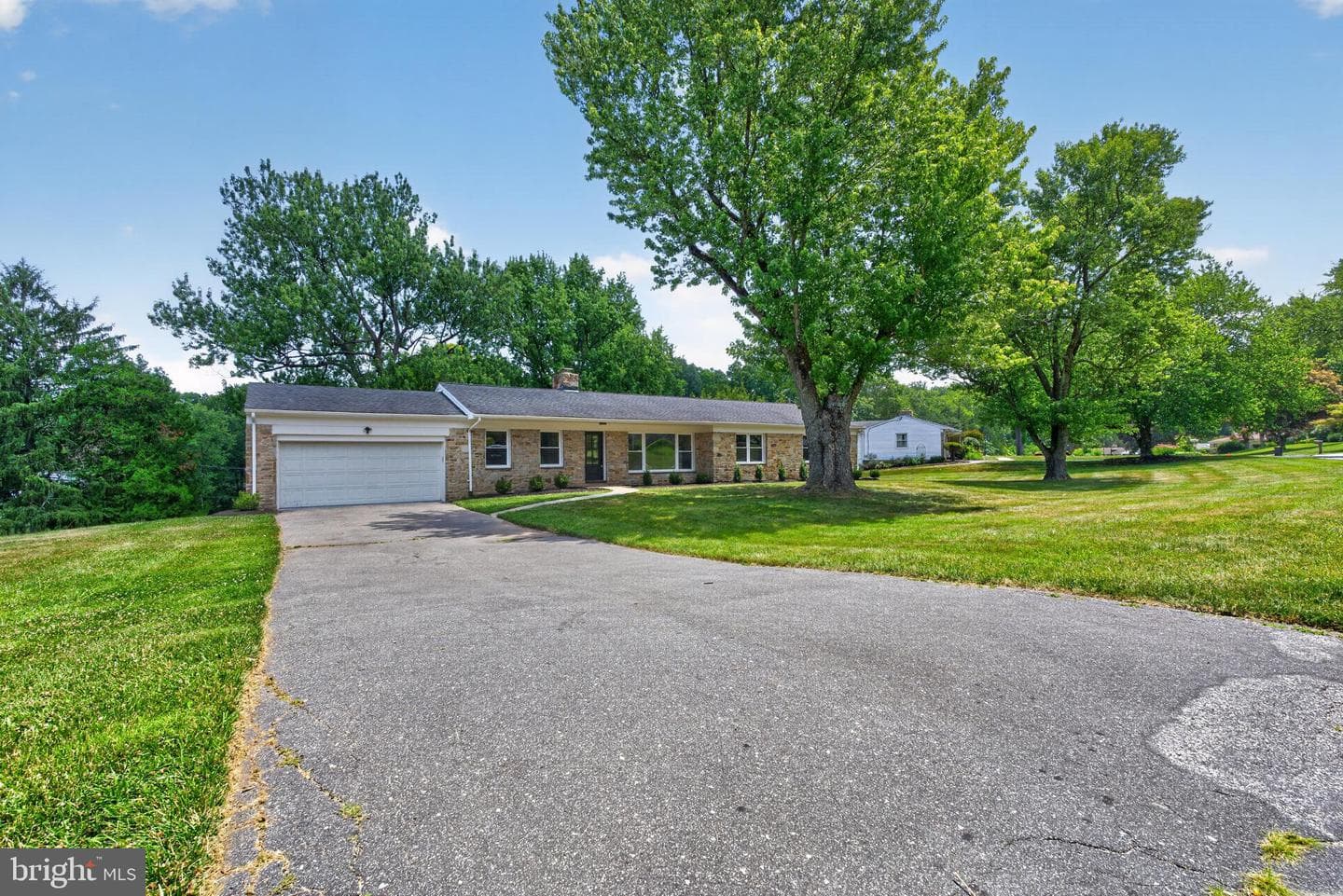 1127 Gypsy Lane W, Baltimore