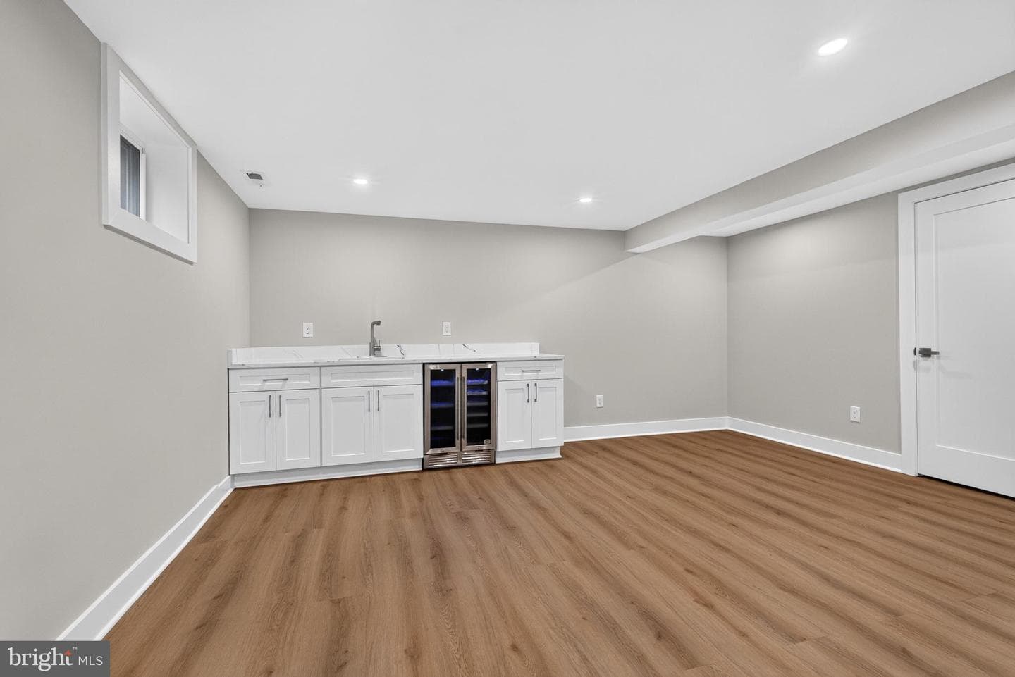 1127 Gypsy Lane W photo 42
