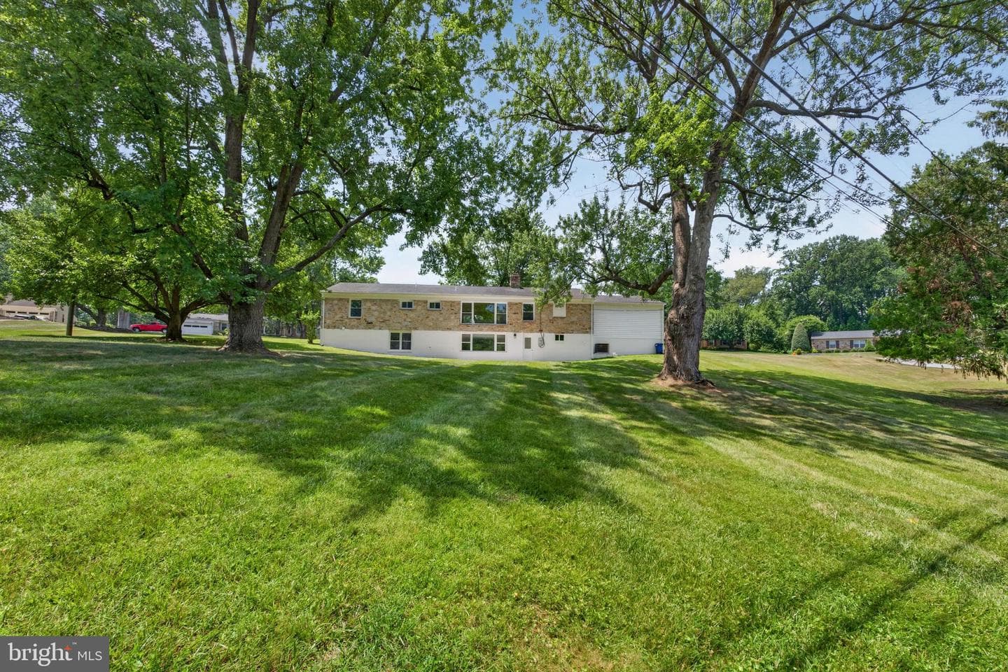 1127 Gypsy Lane W photo 52