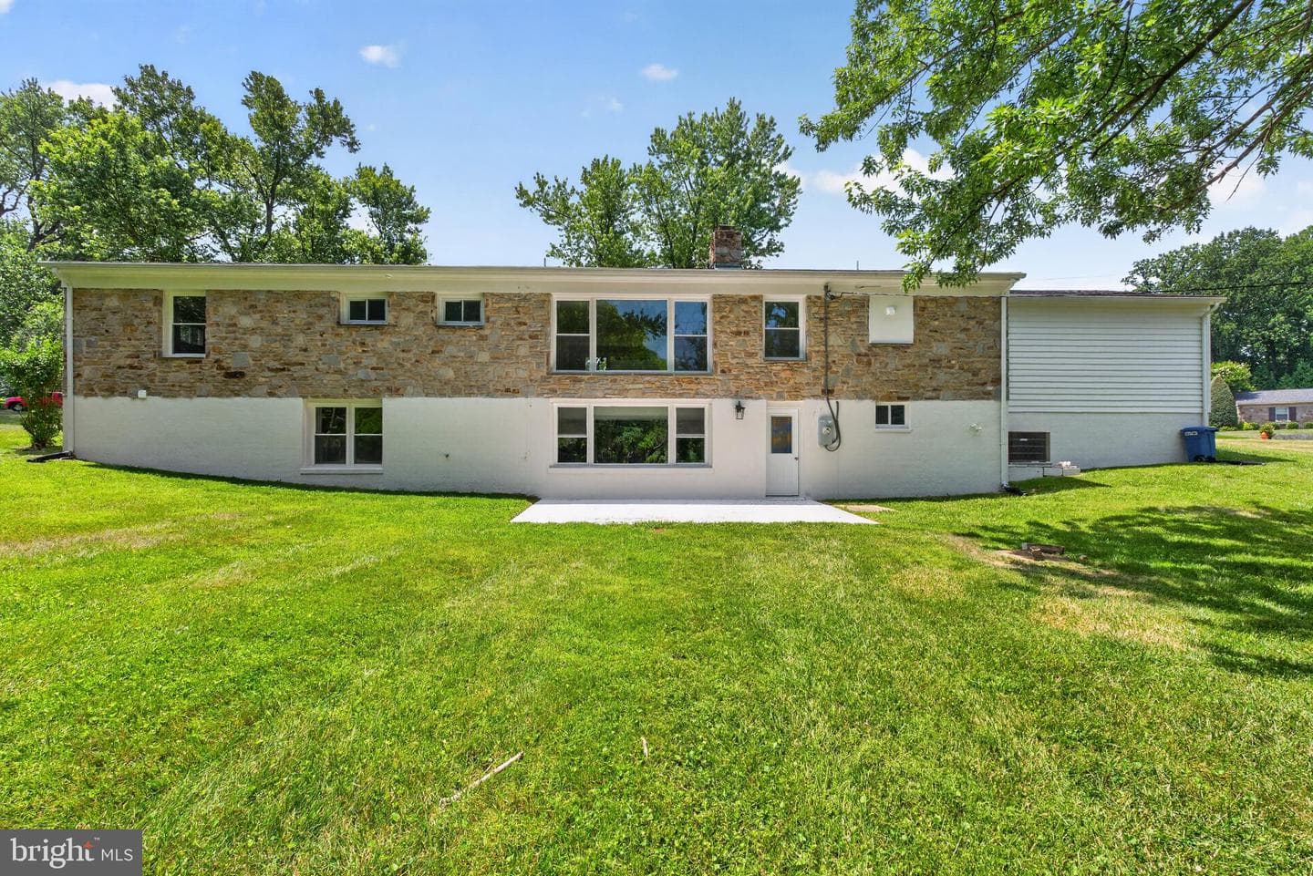 1127 Gypsy Lane W photo 53