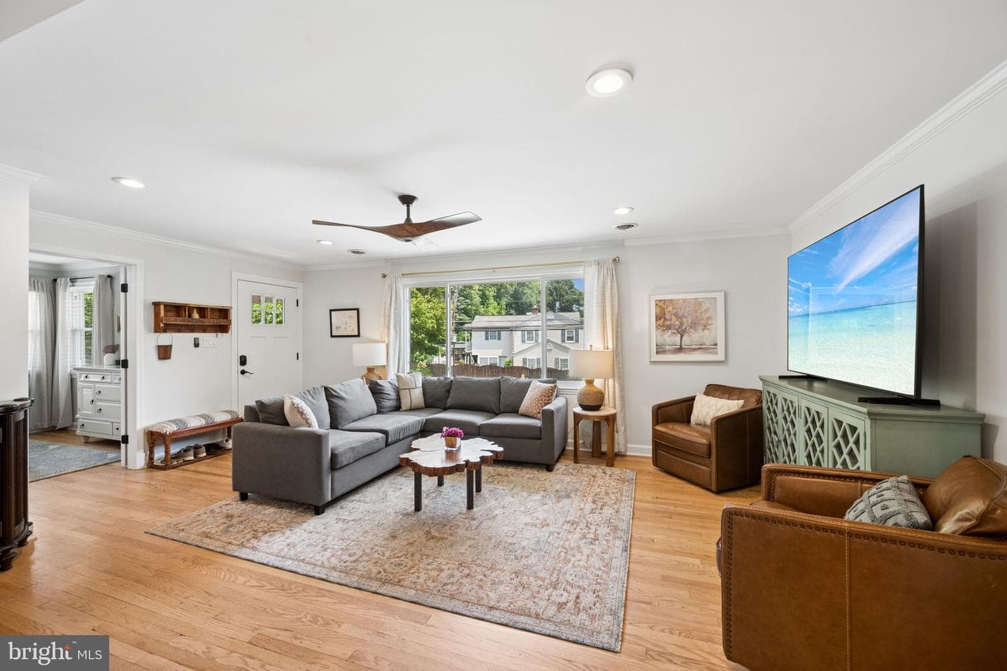 2015 Devere Lane photo 14