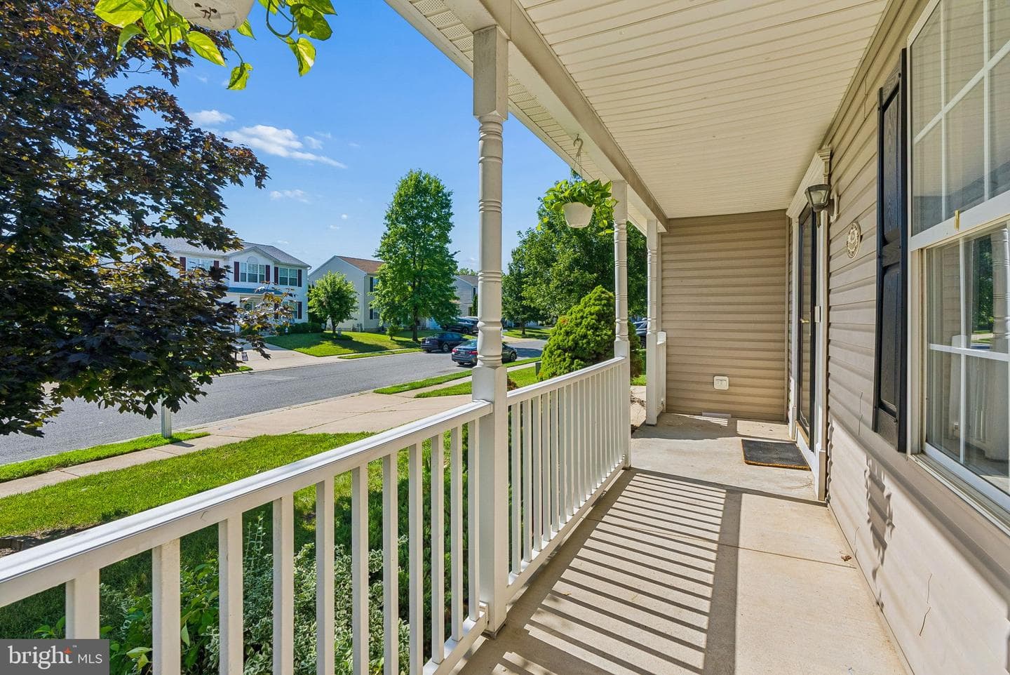 4725 Greencove photo 3