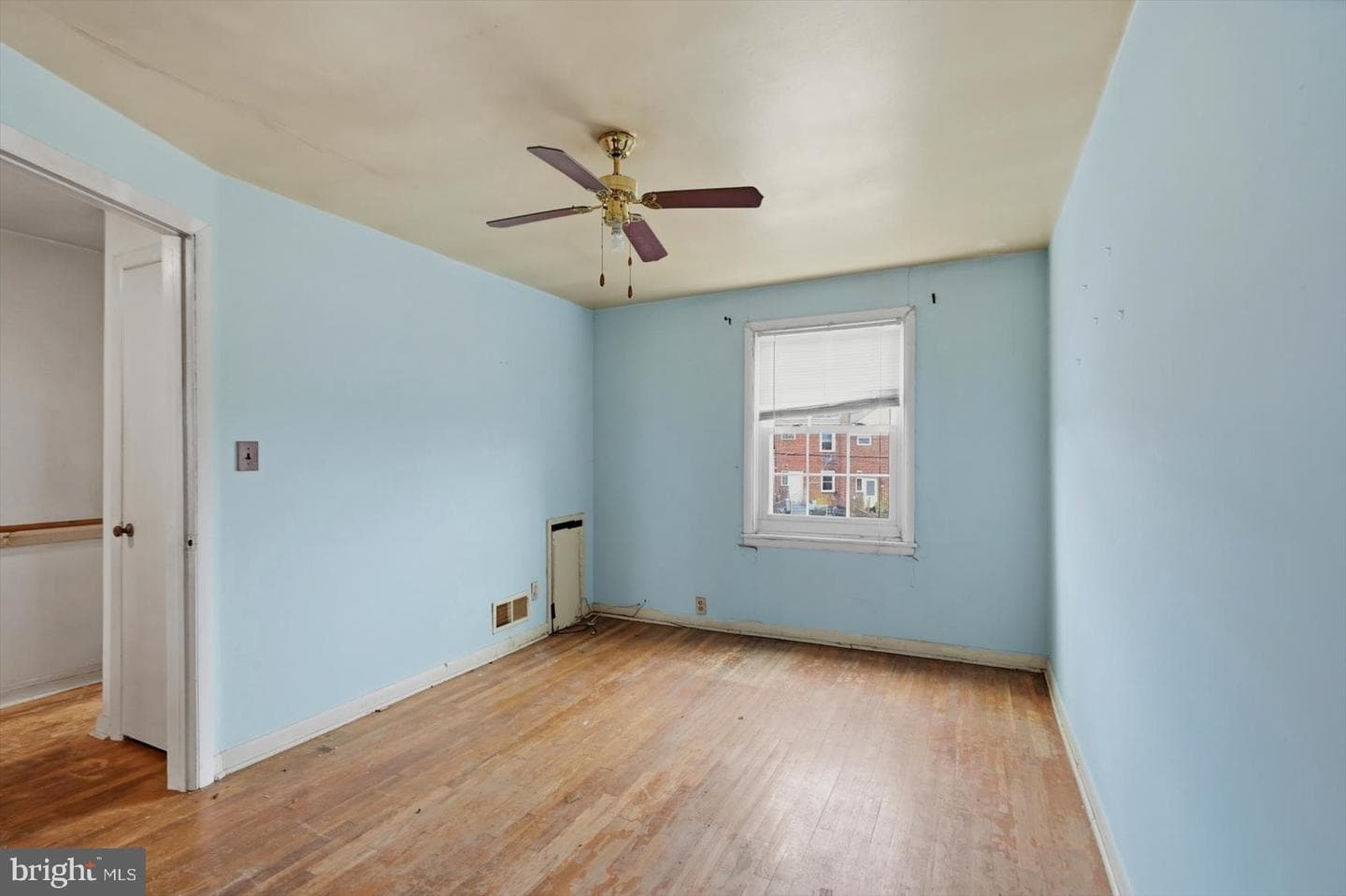 930 Dalton Avenue photo 24