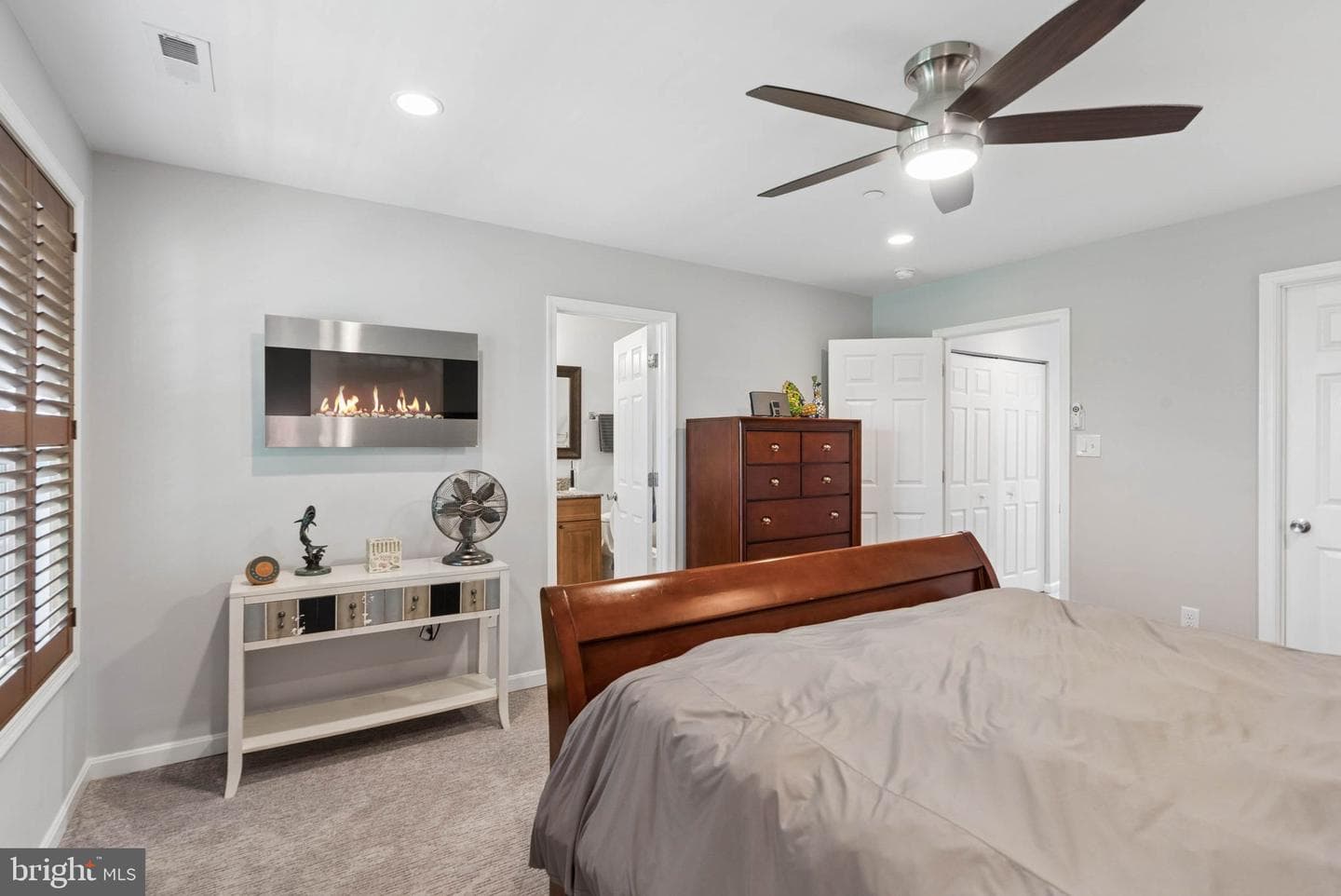 6 Kirkwyn Court photo 17