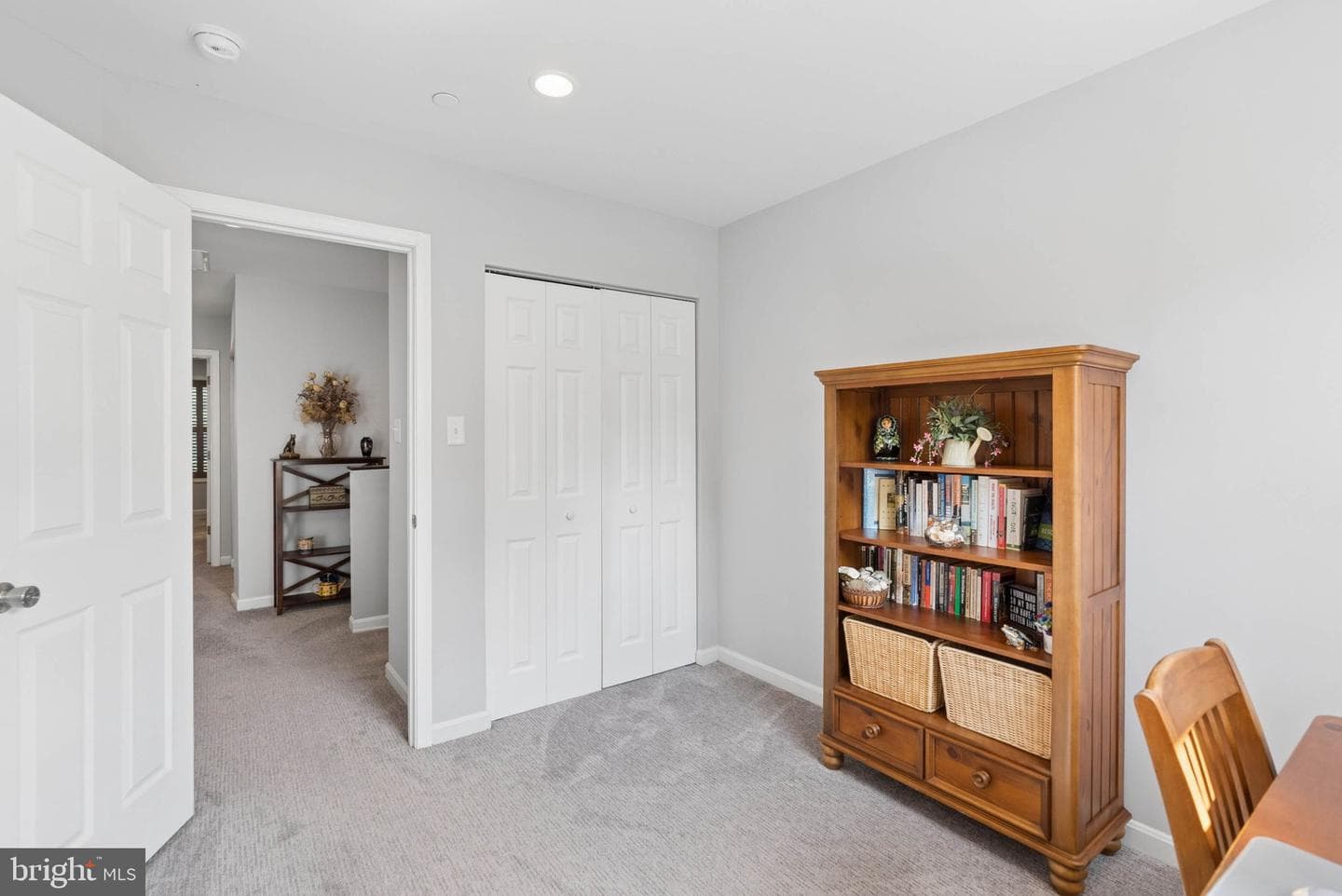 6 Kirkwyn Court photo 24