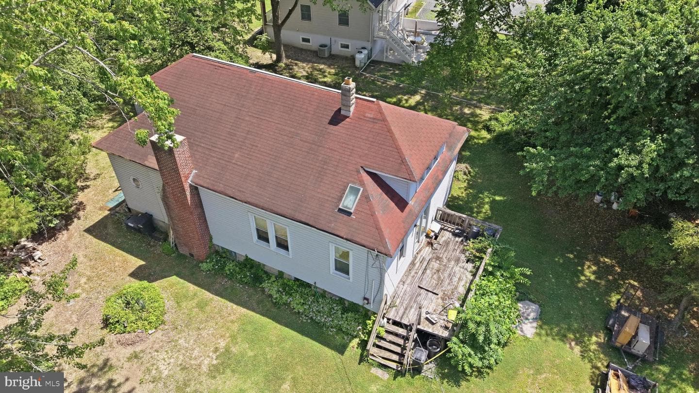 8001 Dogwood Road photo 3