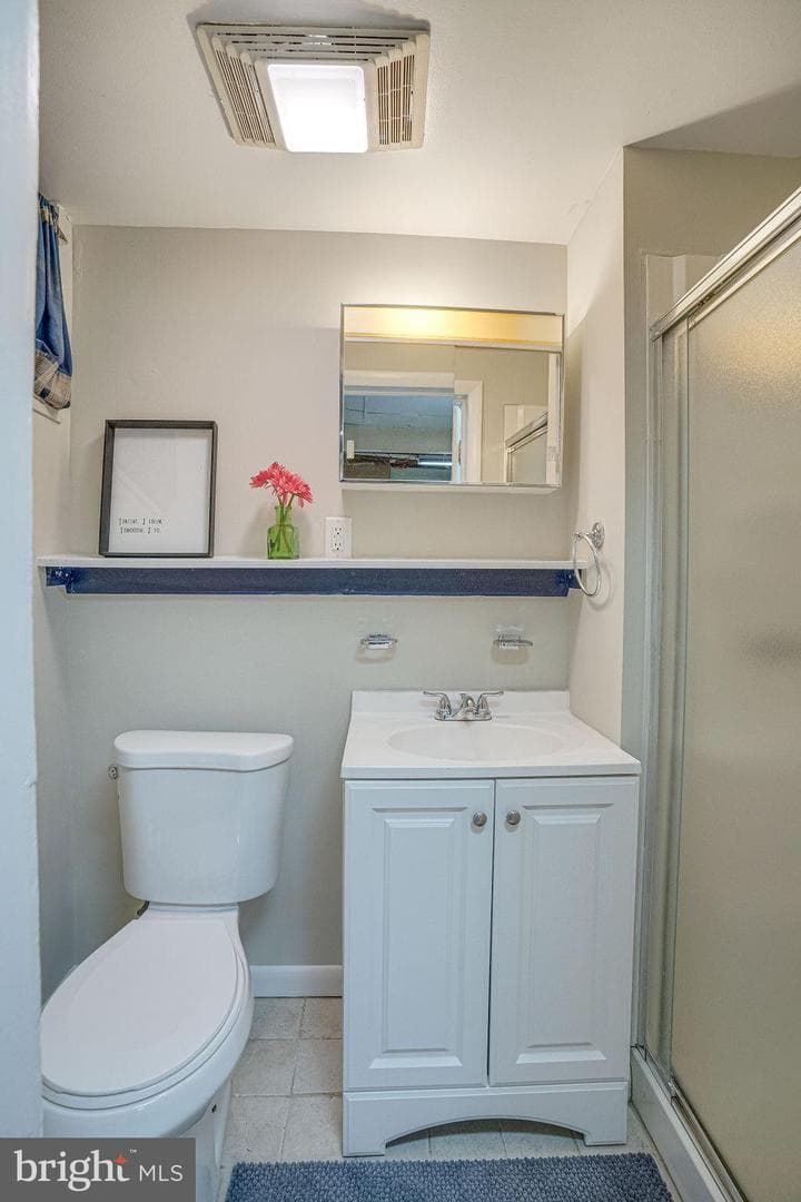 6471 Blenheim Road photo 26