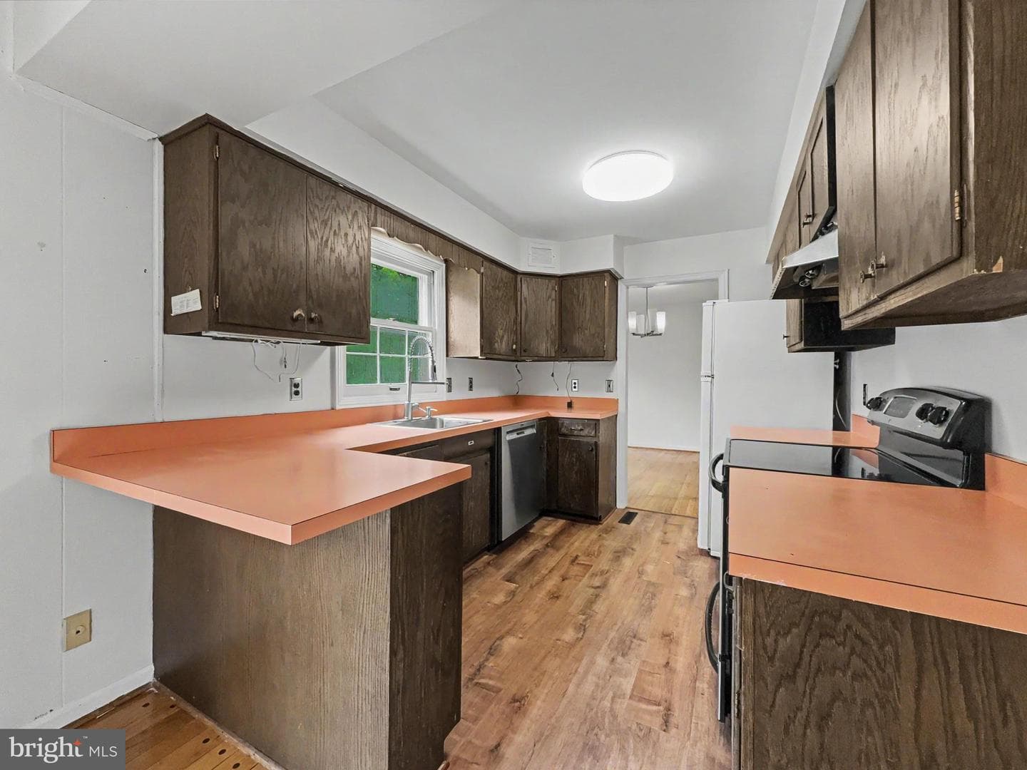1318 Denby Road photo 10