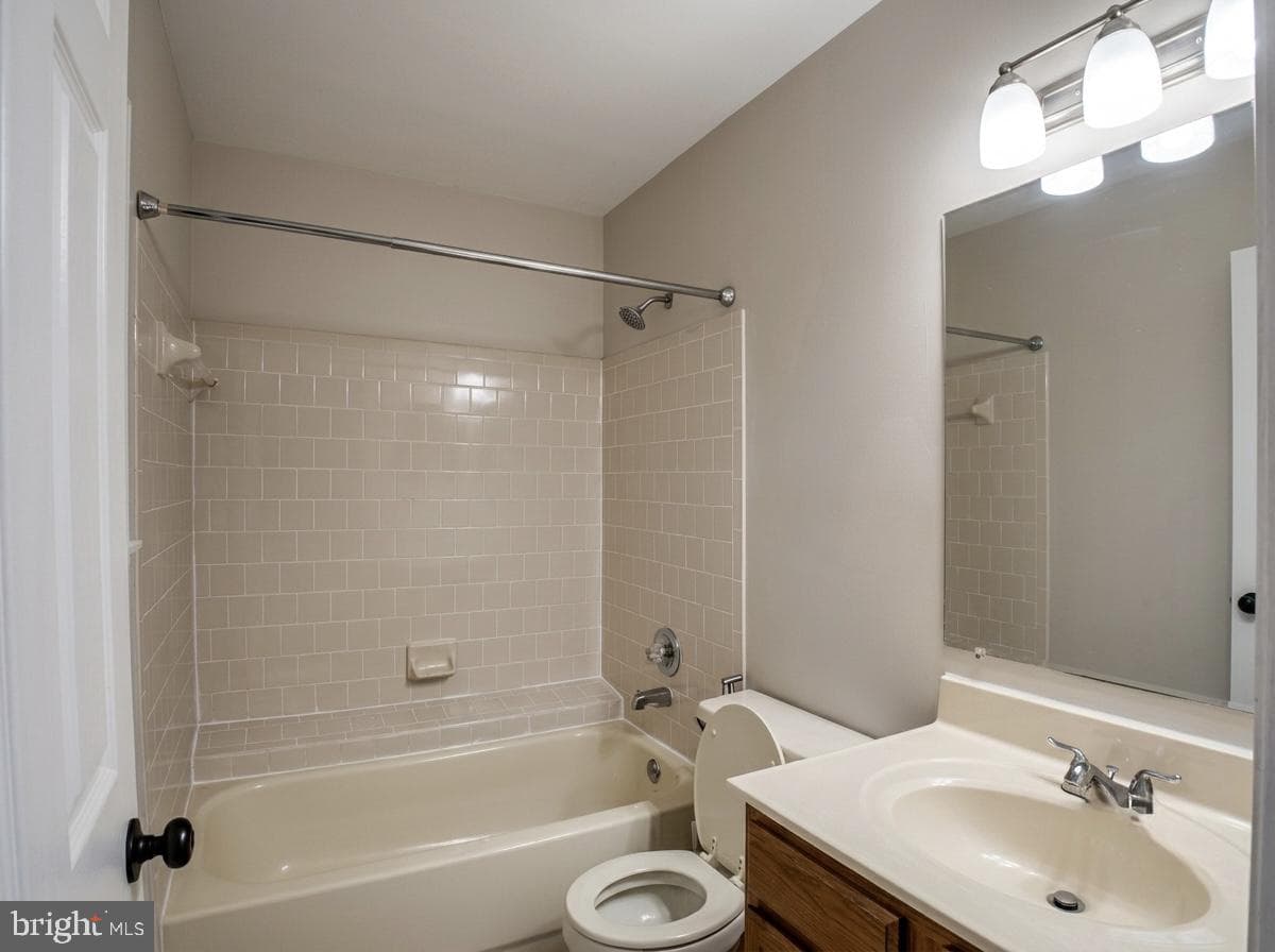 3755 Foxford Stream Road photo 13