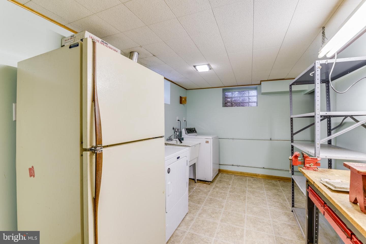 1528 Neighbors Avenue photo 31