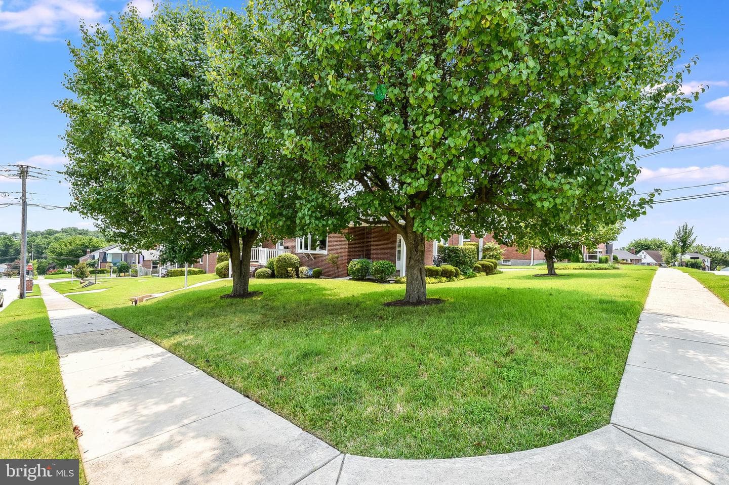 1528 Neighbors Avenue photo 36