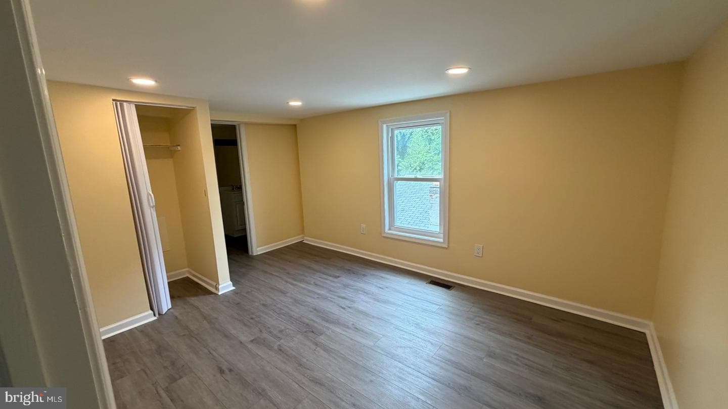 2317 Waters photo 22