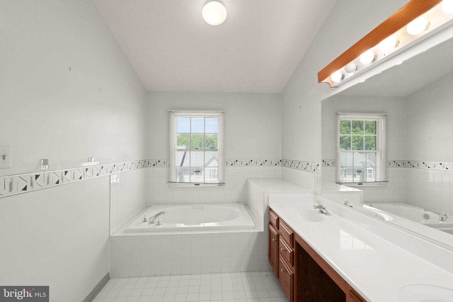 21 Willwood Court photo 19