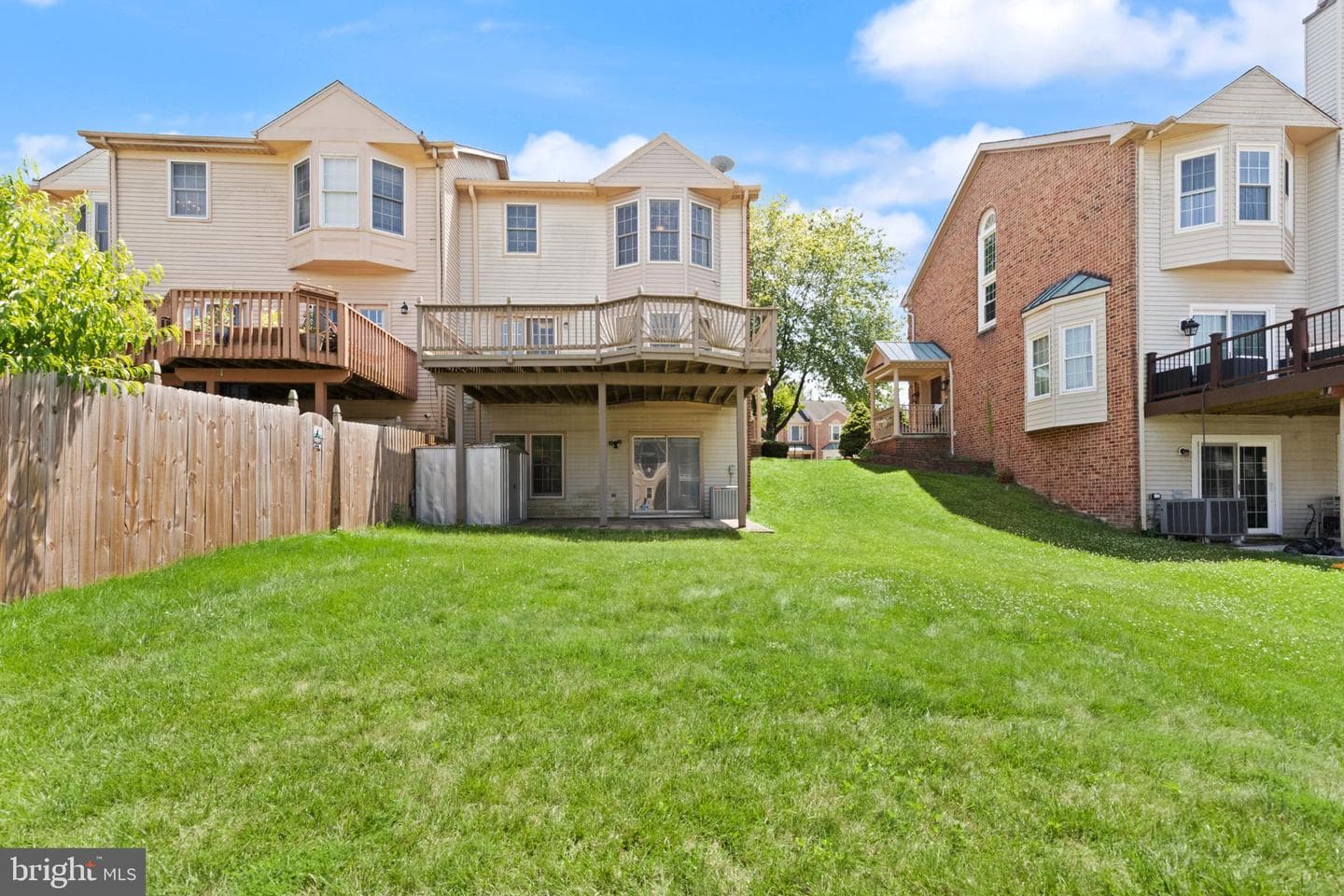 21 Willwood Court photo 36