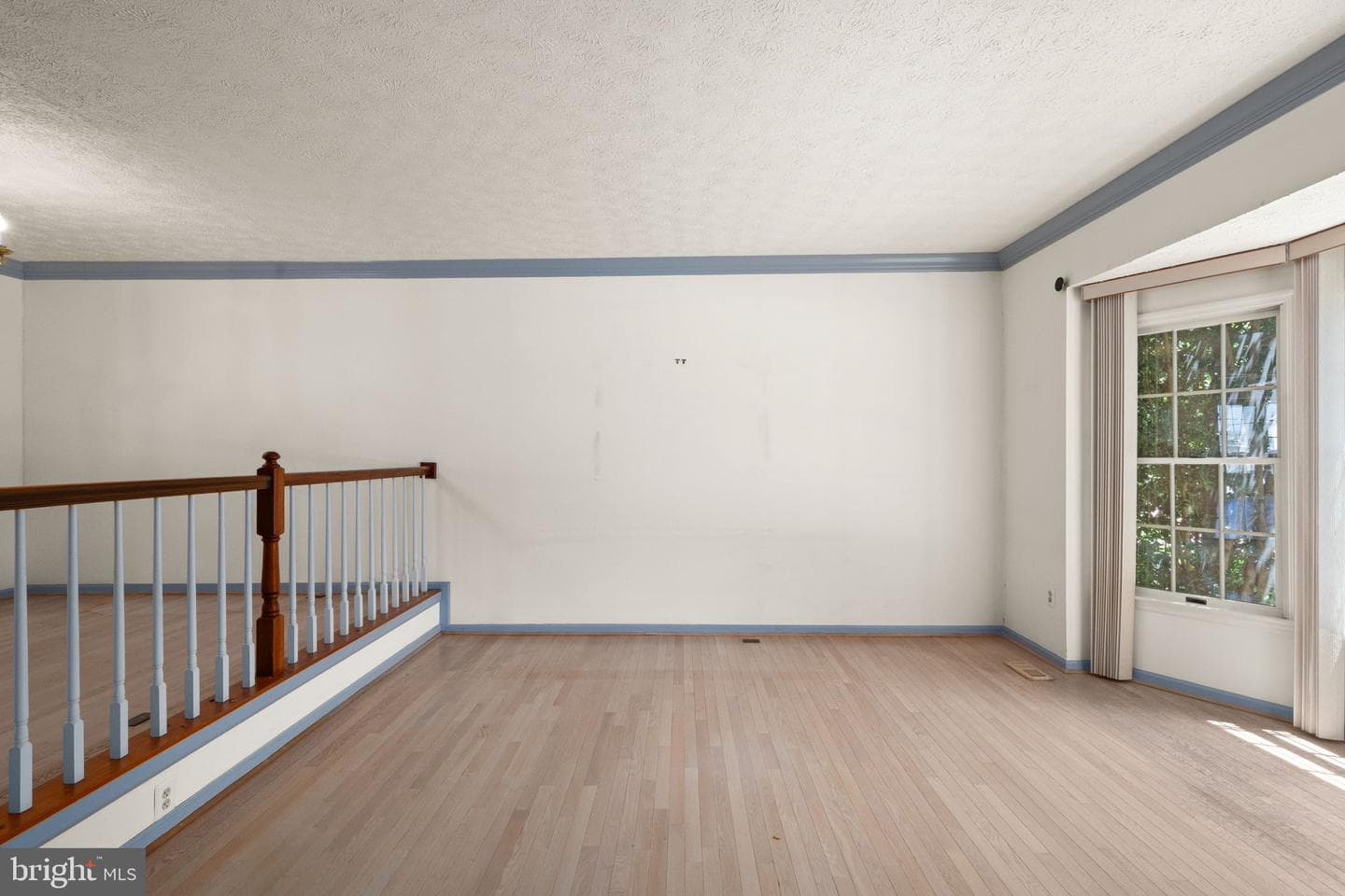 21 Willwood Court photo 4