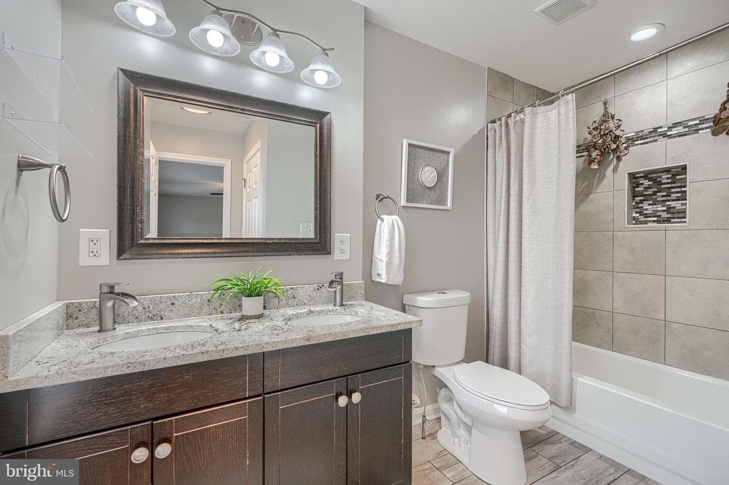 5505 Cynthia Terrace photo 22