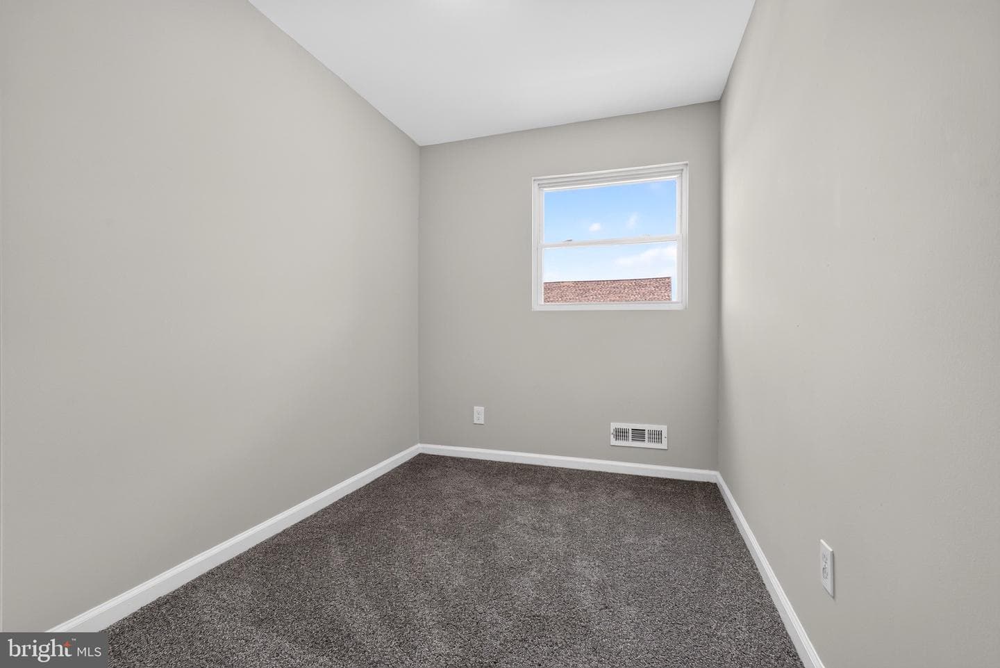 2916 Southbrook Road photo 17