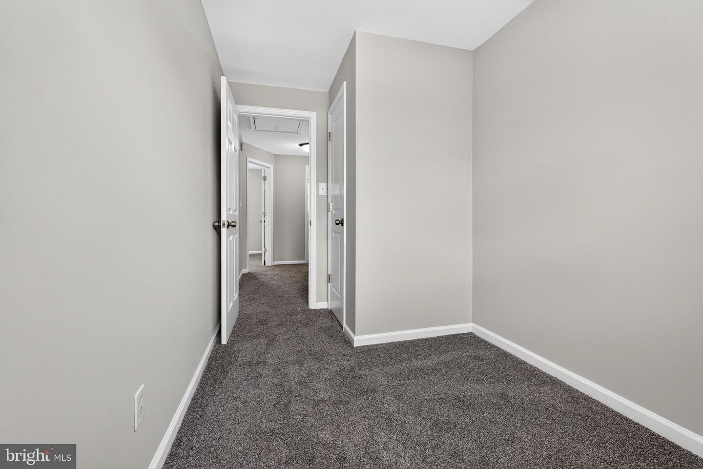 2916 Southbrook Road photo 18