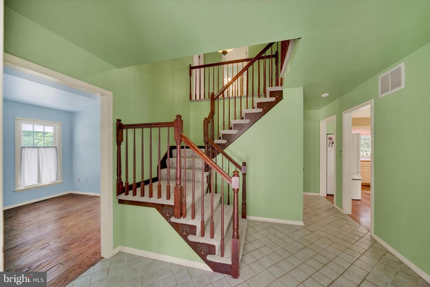 12207 Merrywood Drive photo 4