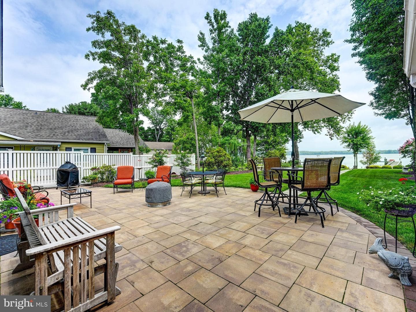 7050 Greenbank Road photo 17