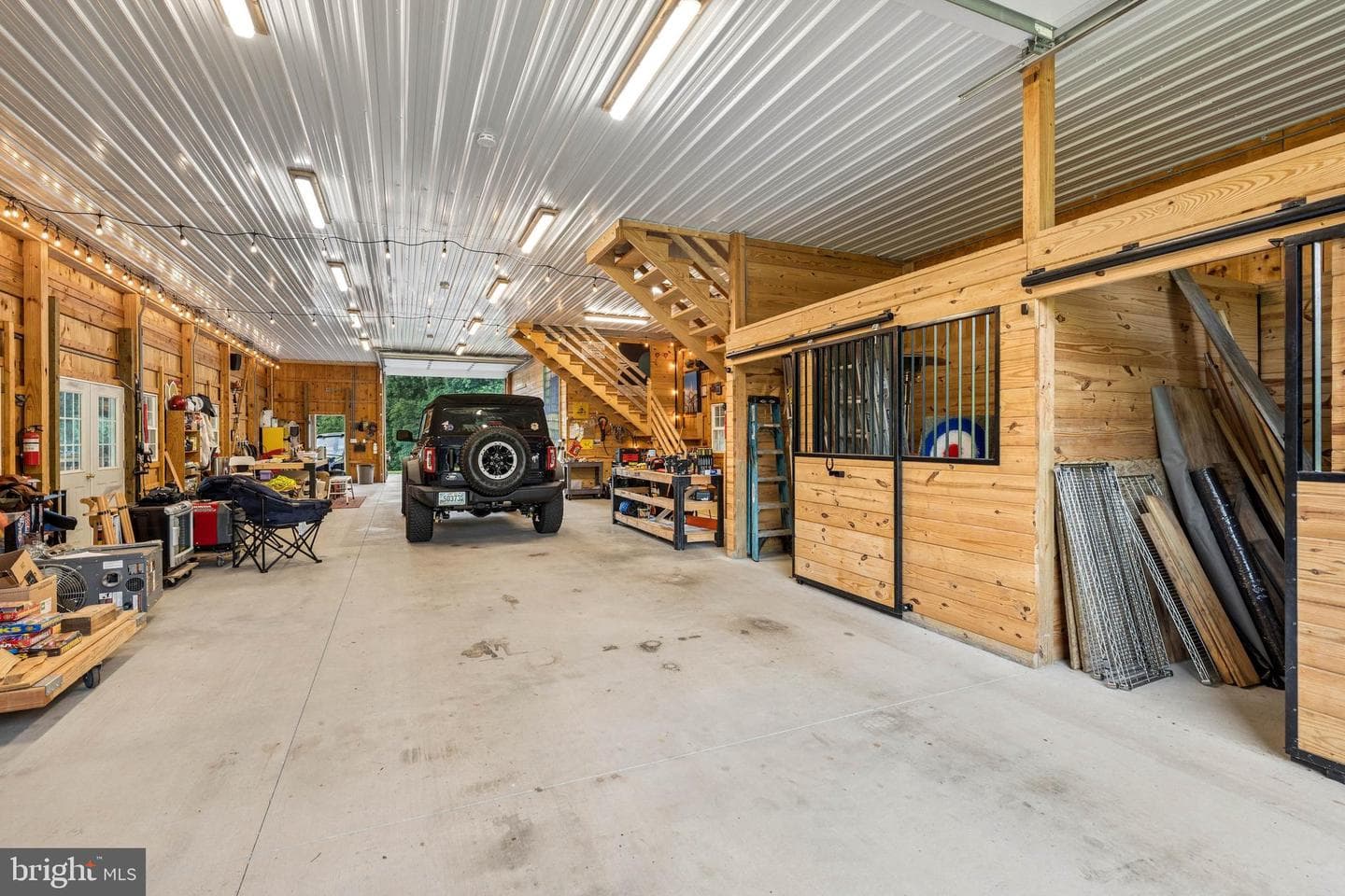 4003 Longmoor Circle photo 32