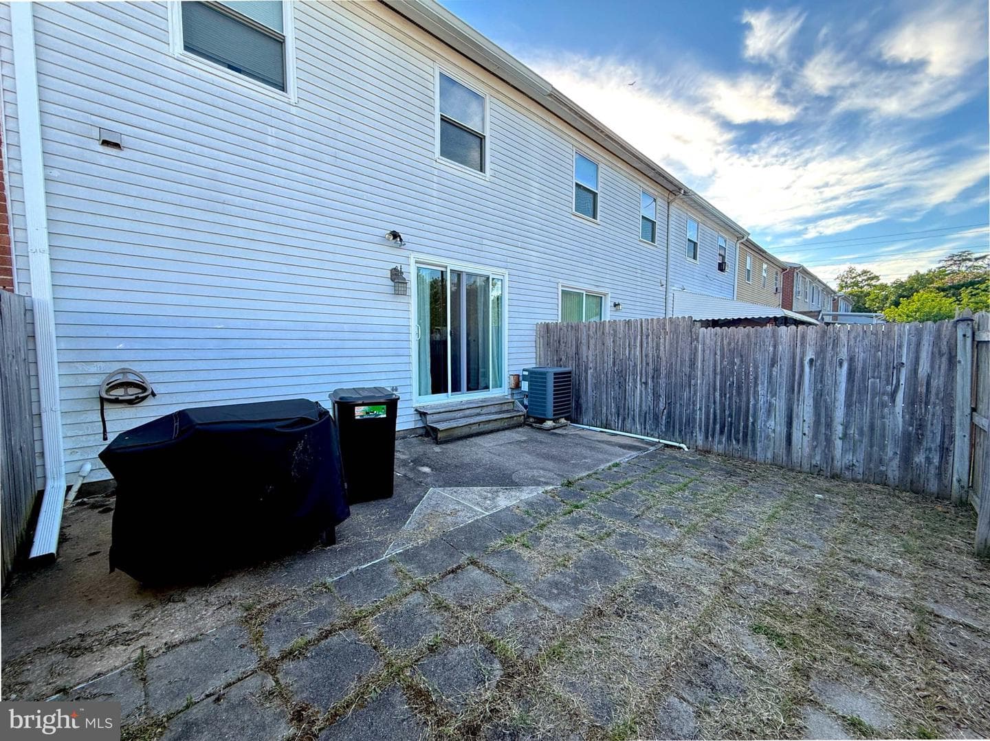 813 Thimbleberry Rd photo 27
