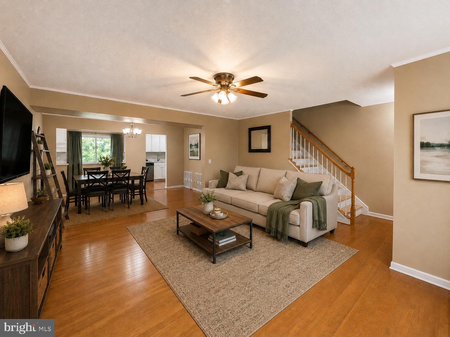813 Thimbleberry Rd photo 6