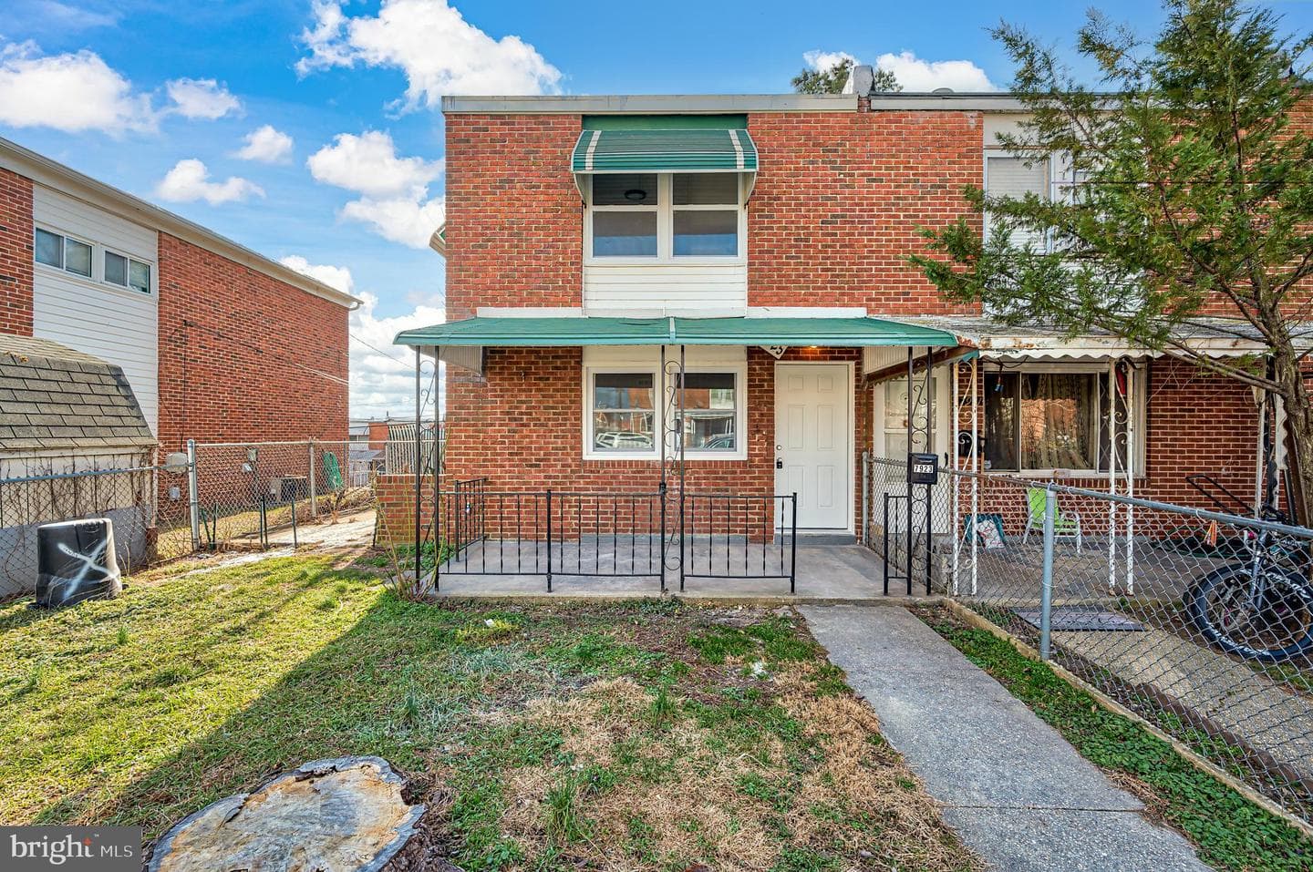 7923 Eastdale Road photo 2