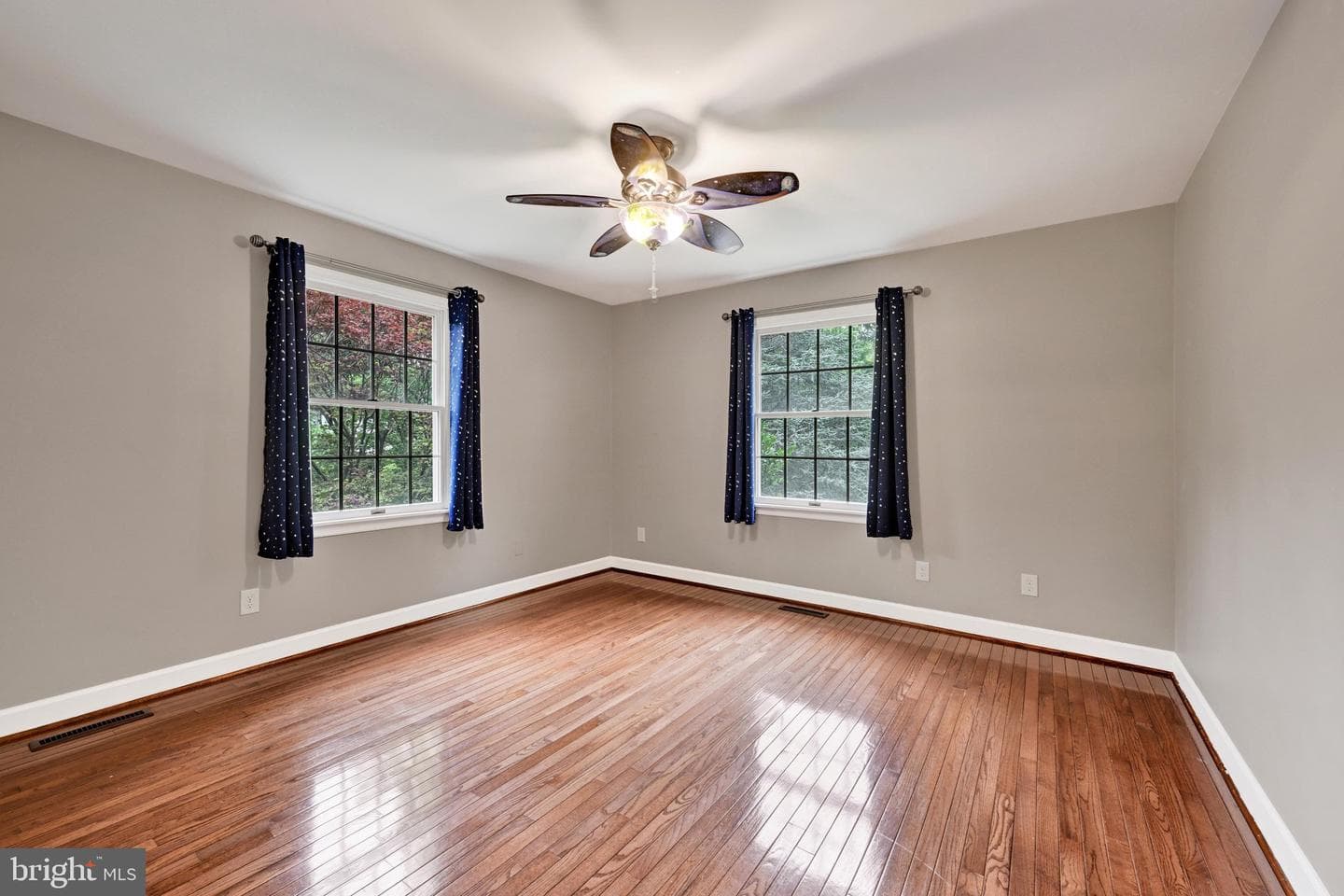 14210 Greencroft Lane photo 37
