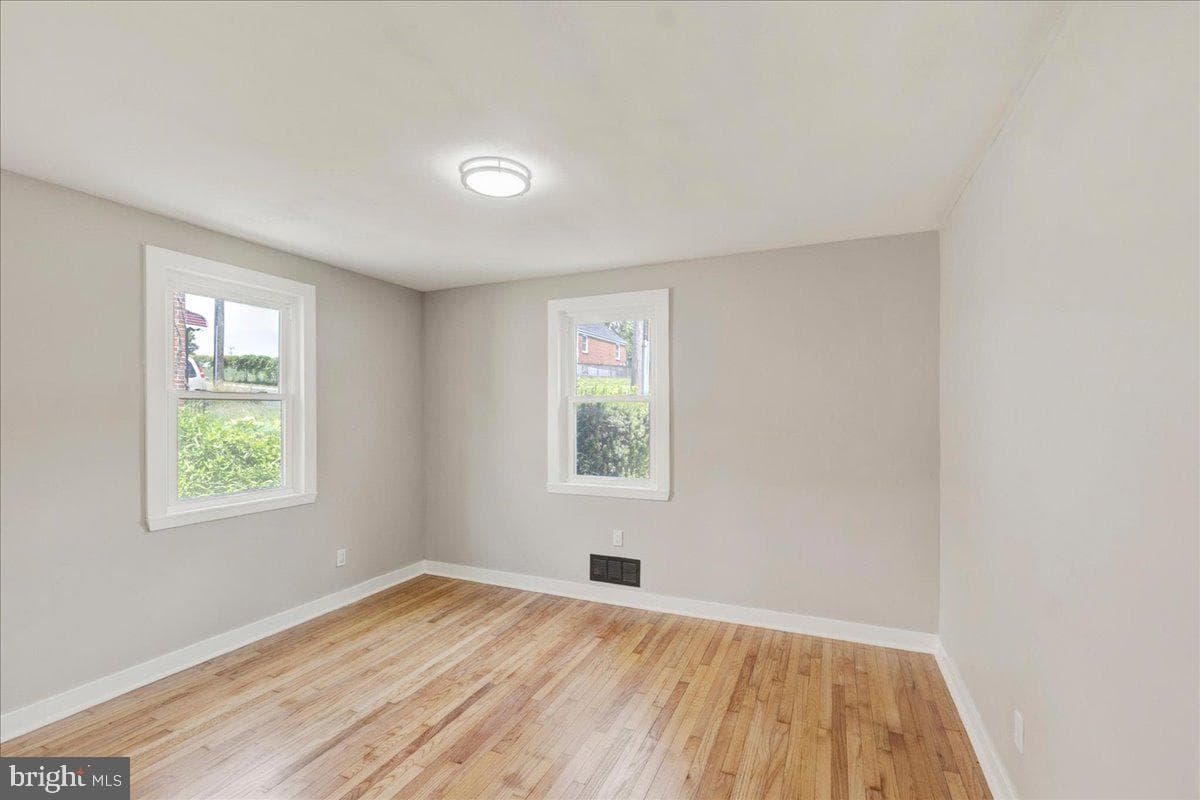 5601 Windsor Mill Road photo 3