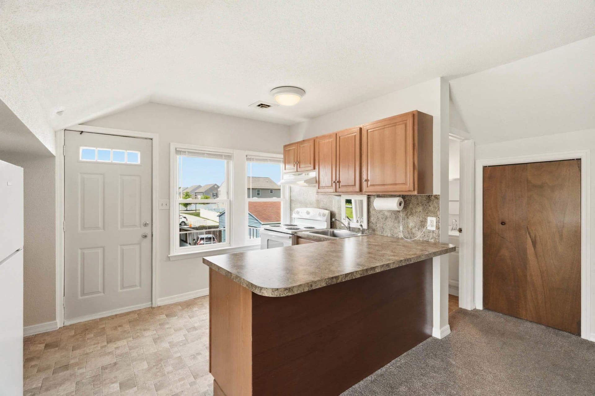 7322 Windsor Mill Road photo 15