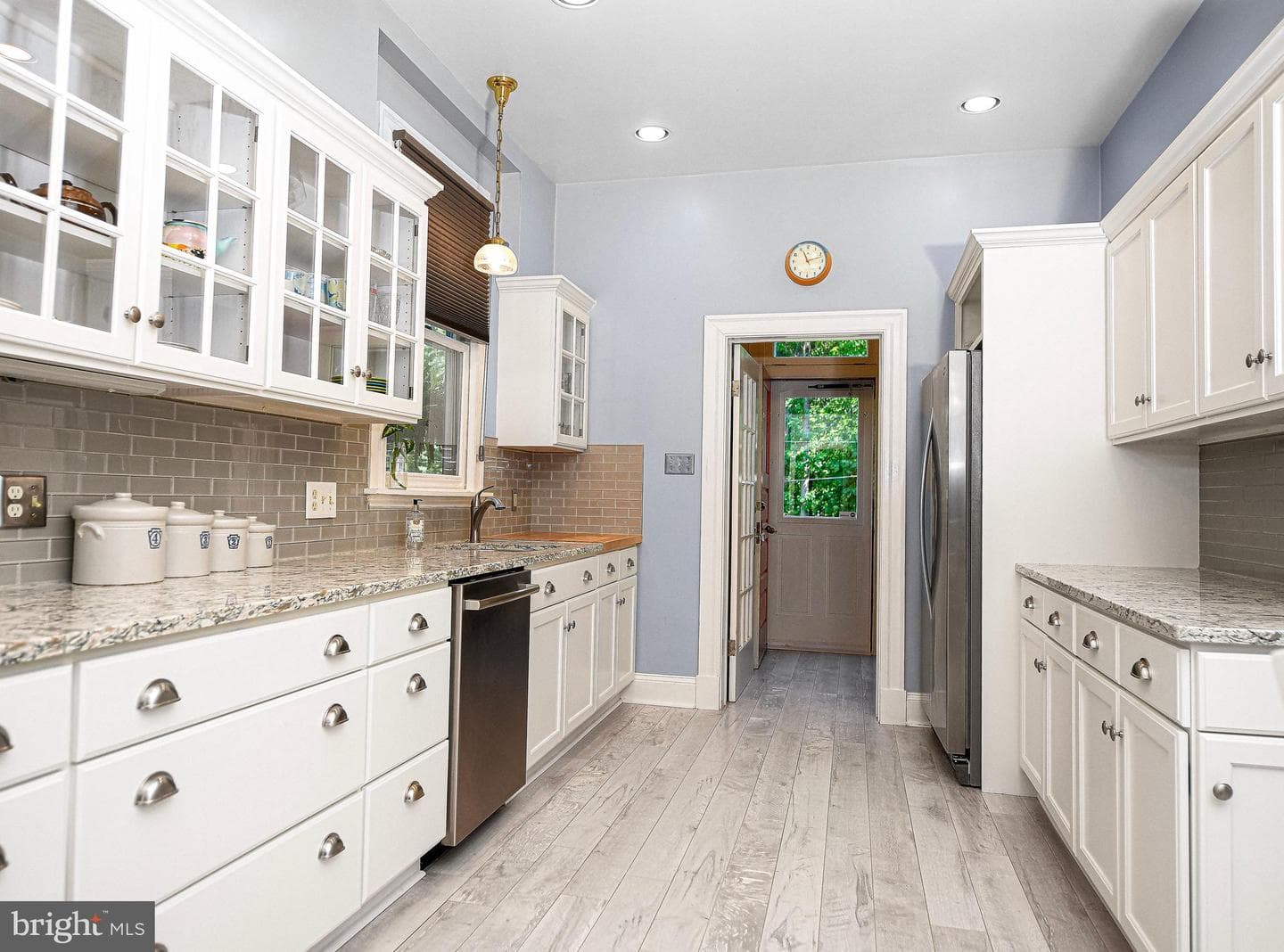 1014 Windsor Road photo 8
