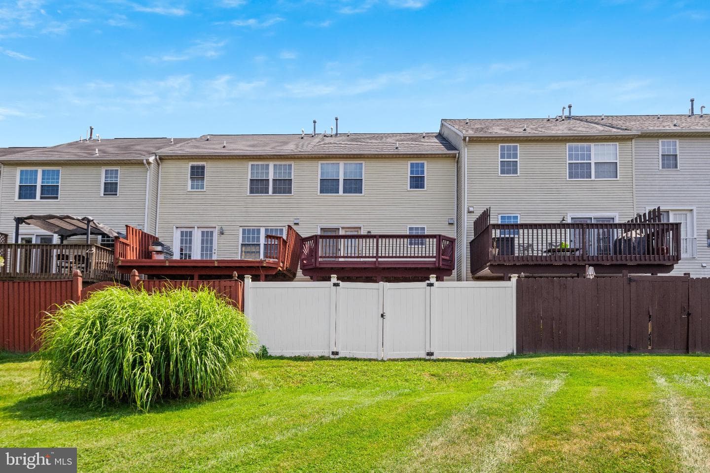 9406 Georgian Way photo 39