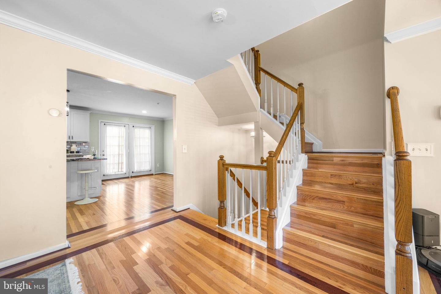 9406 Georgian Way photo 8