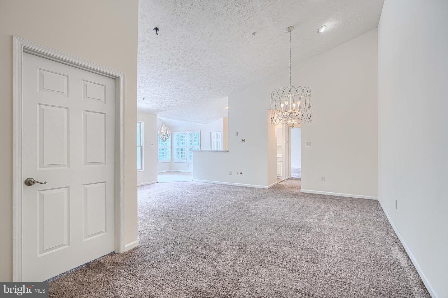 8235 Poplar Mill #8235 photo 4