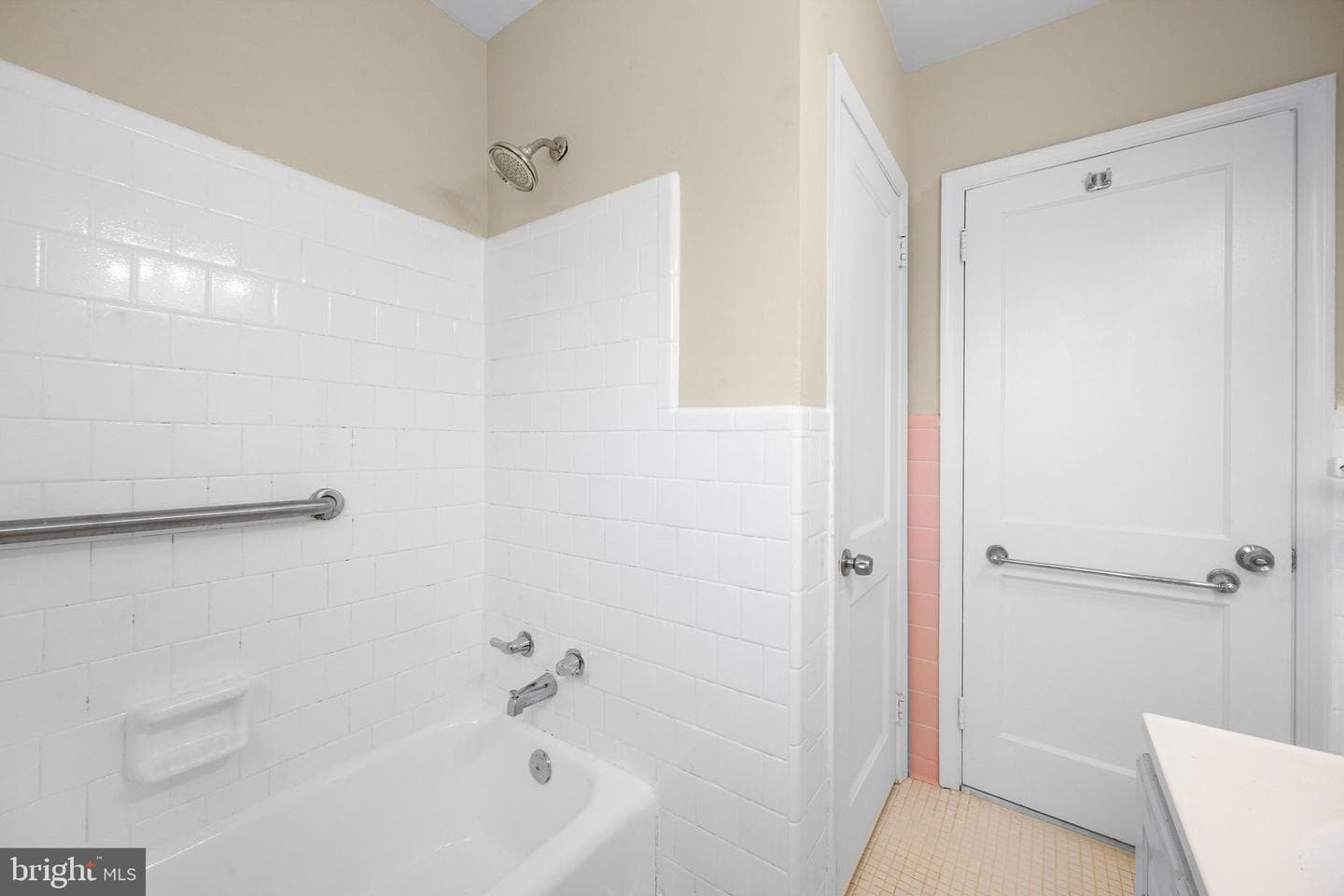 1561 Cottage Lane photo 23