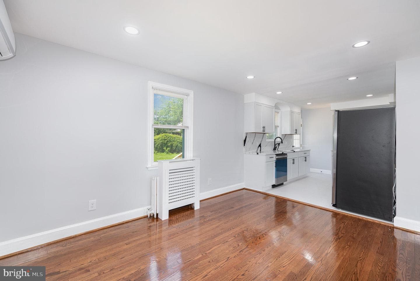 6301 Liberty Road photo 8