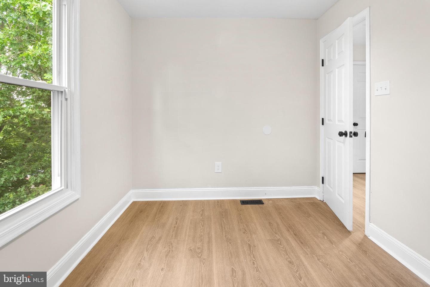 446 Doe Meadow Drive photo 23