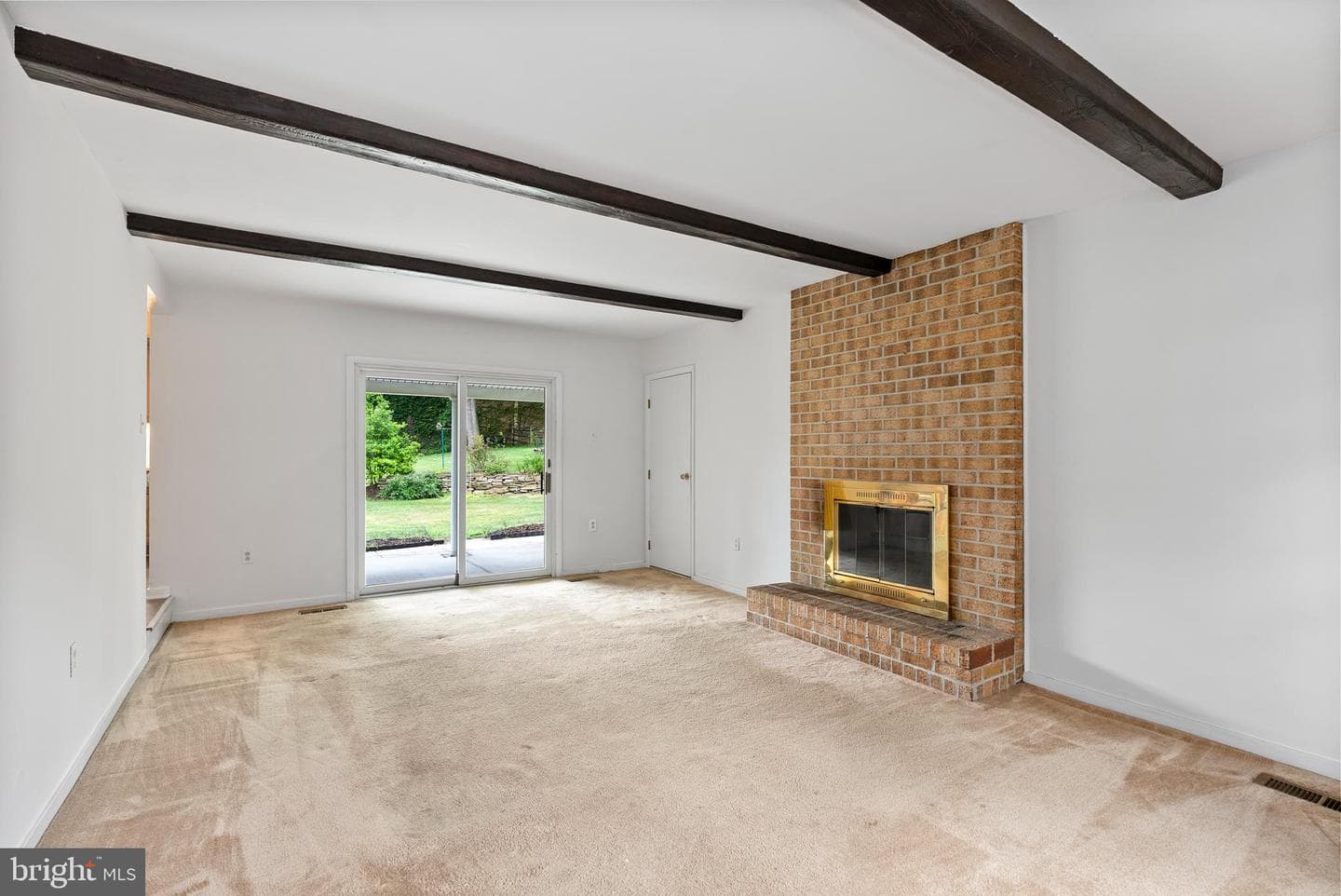 8339 Tally Ho Road photo 11