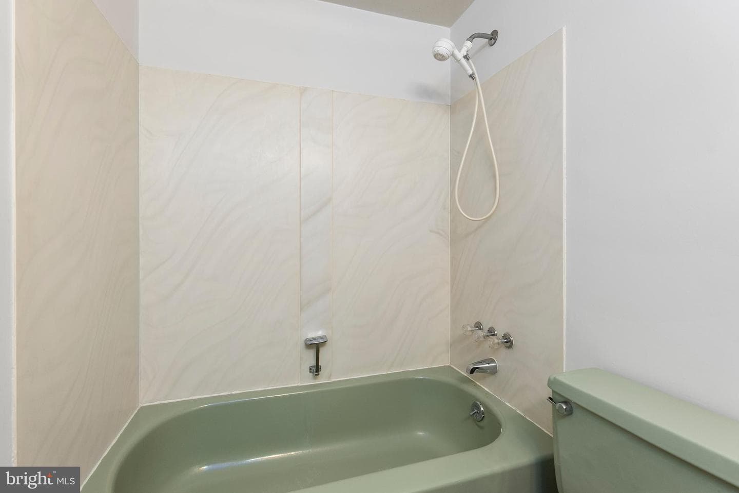 8339 Tally Ho Road photo 28